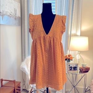 Chic golden  Eyelet Dress with shorts!